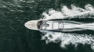 A review of the 11m Maserati Vita Power dayboat Tridente